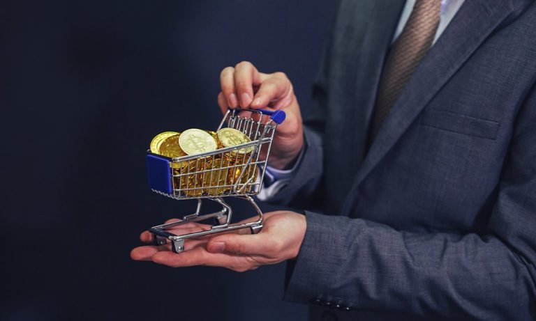 Geriausios programos investuoti į kriptovaliutas